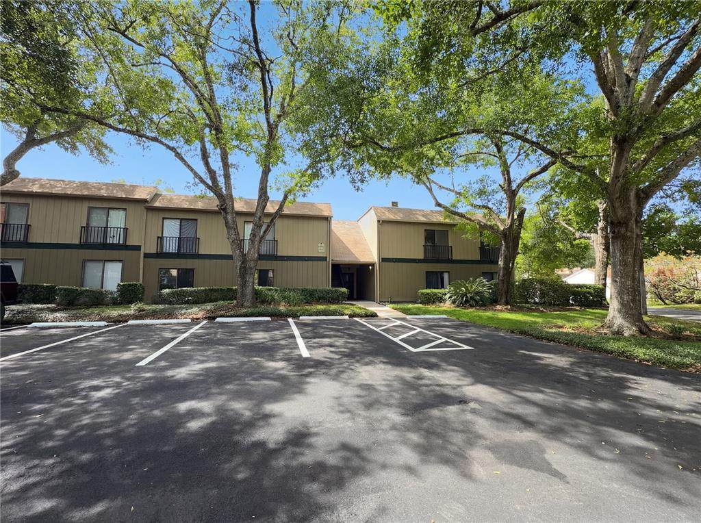 240 Moree Loop - Photo 1