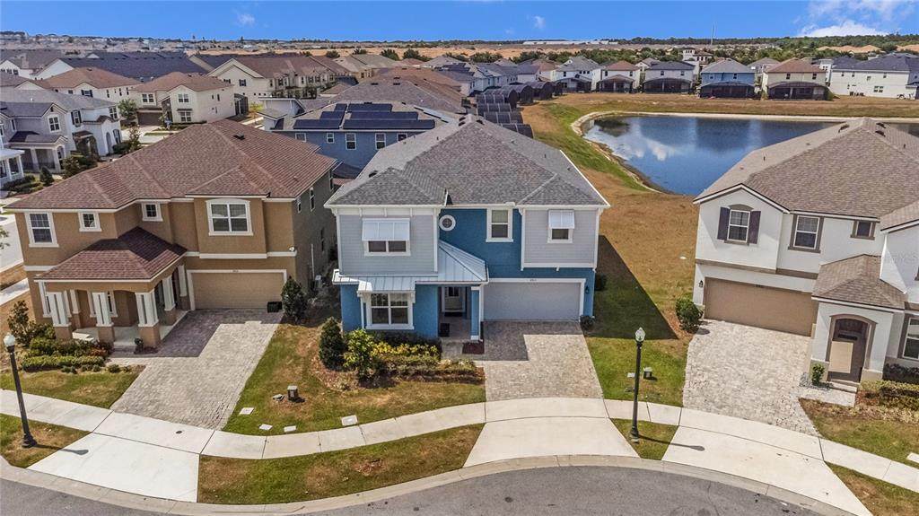 8915 Tropical Haven Court - Photo 1
