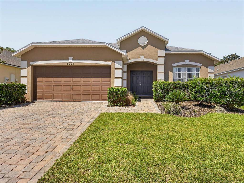 1007 Balmoral Drive - Photo 1