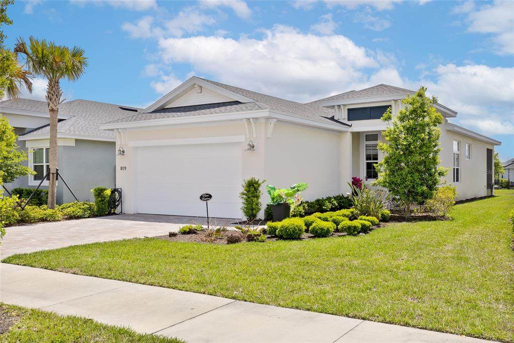 819 Liliana Drive - Photo 1