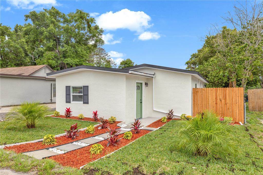 1262 Seminola Boulevard - Photo 1