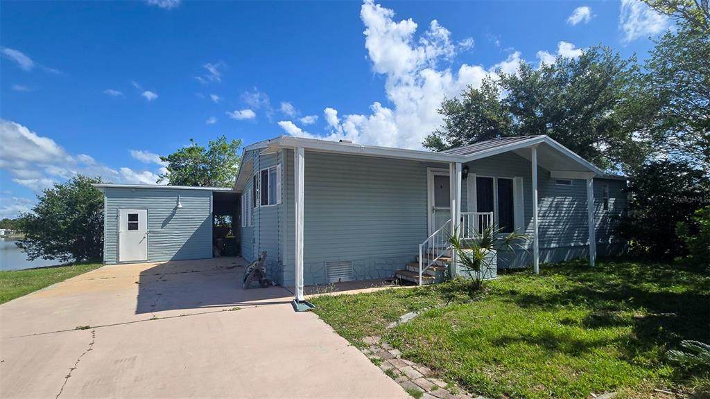 300 Beech Court - Photo 1