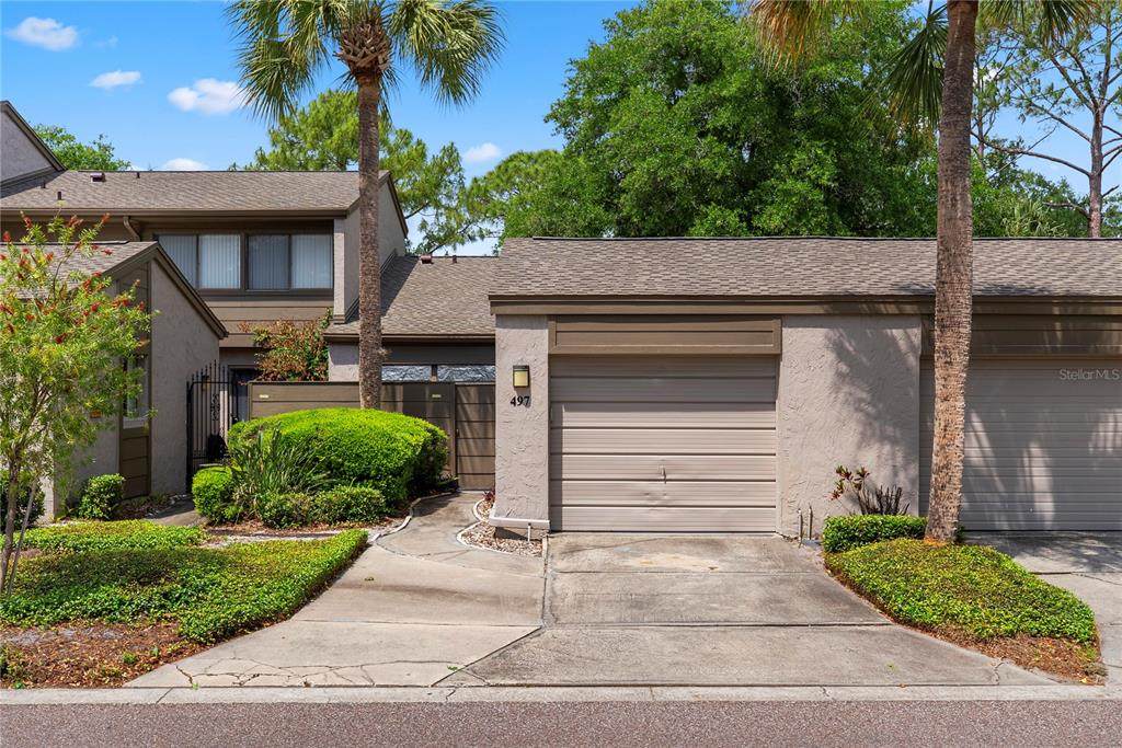 497 Meadowood Boulevard - Photo 1