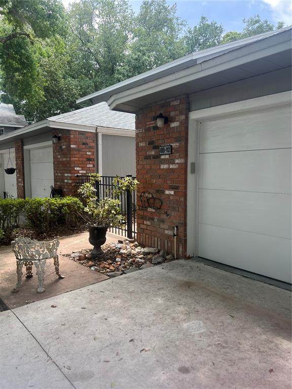 618 Maple Oak Circle - Photo 1