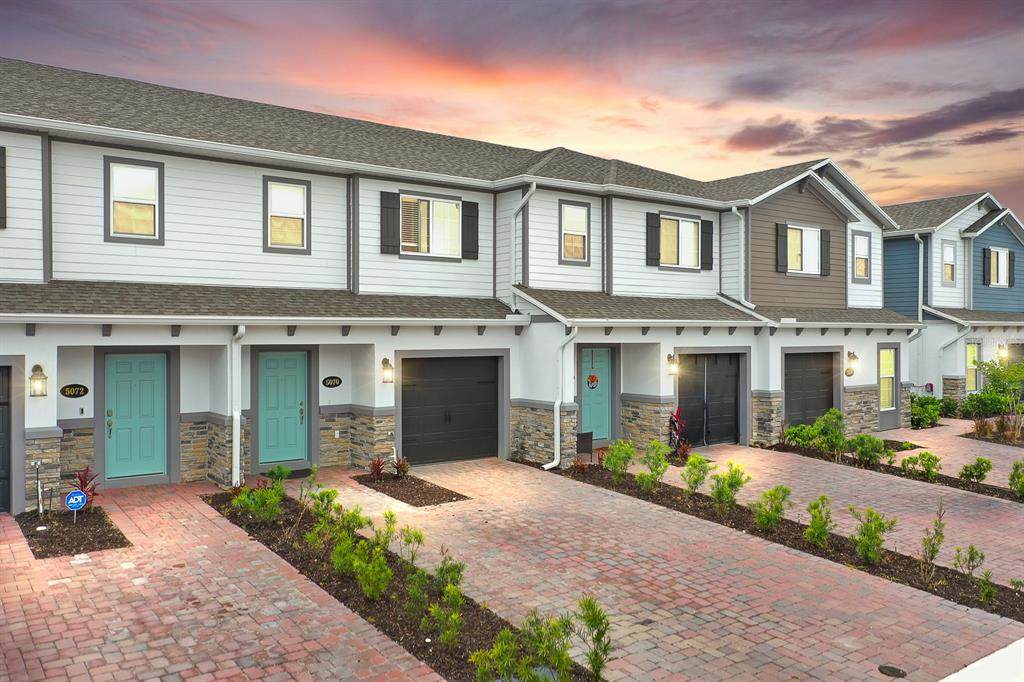 5070 Rain Shadow Drive - Photo 1