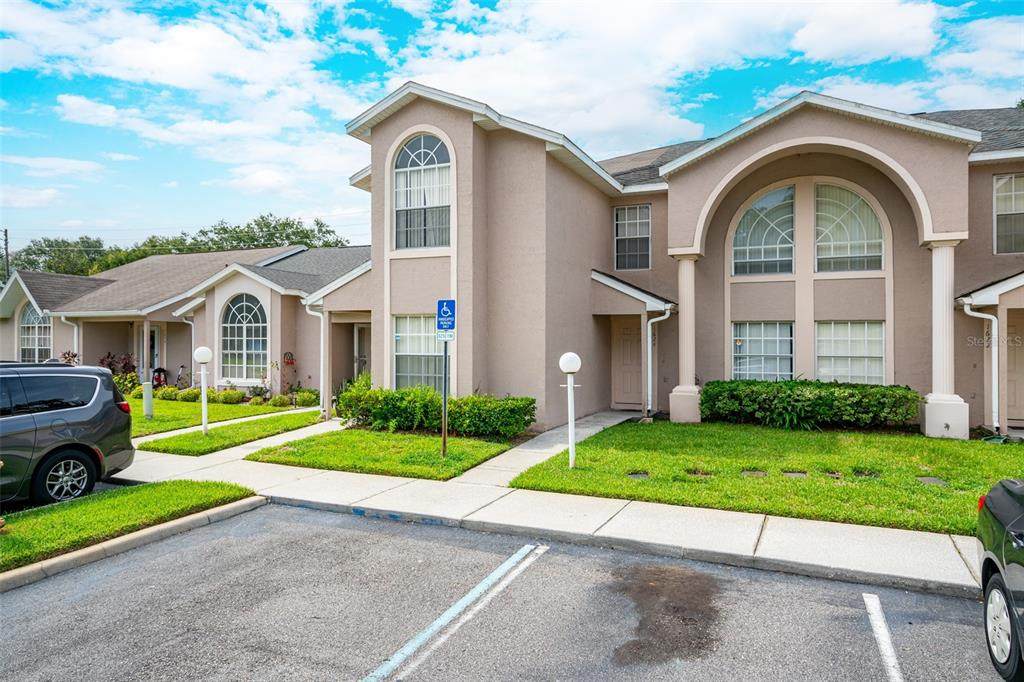 1624 Windsor Oak Court - Photo 1