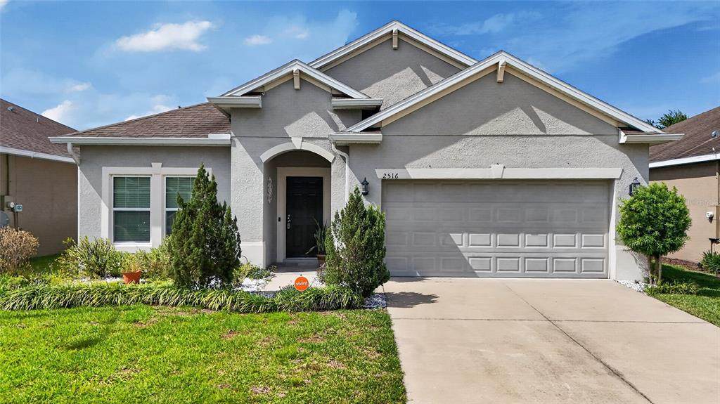 2516 Isabela Terrace - Photo 1