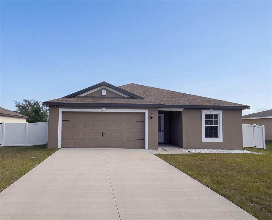 313 Camellia Court - Photo 1