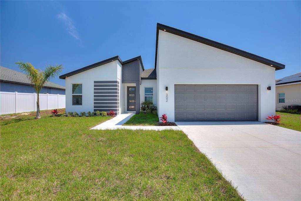 302 Elderberry Court - Photo 1