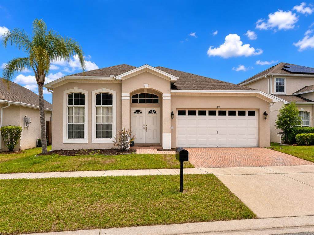205 Gleneagles Drive - Photo 1