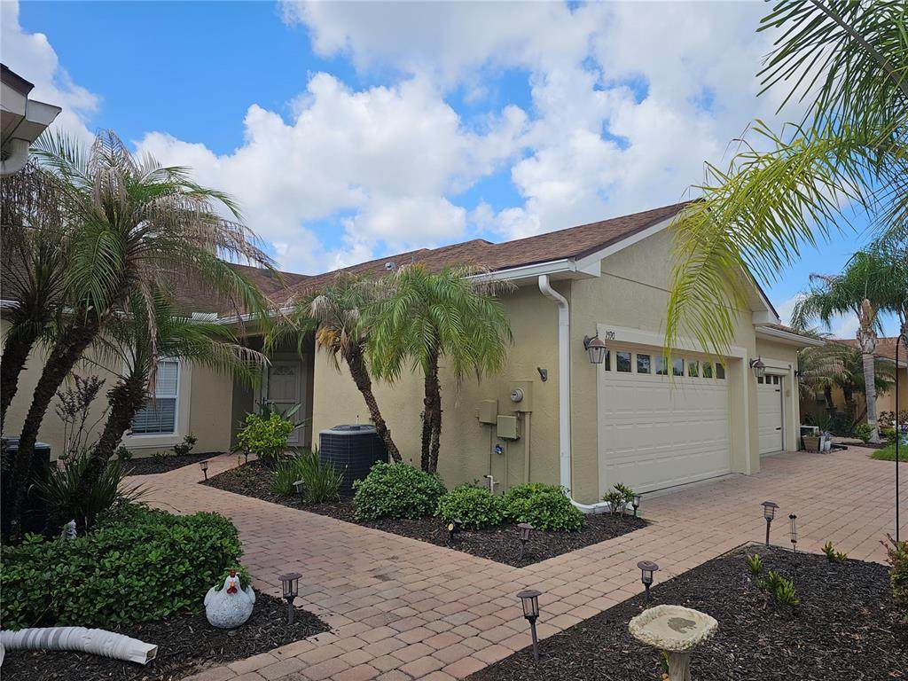 1590 Vienna Square Drive - Photo 1