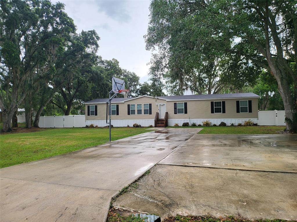 8915 Hammock Loop, Polk City, Fl 33868 - Photo 1