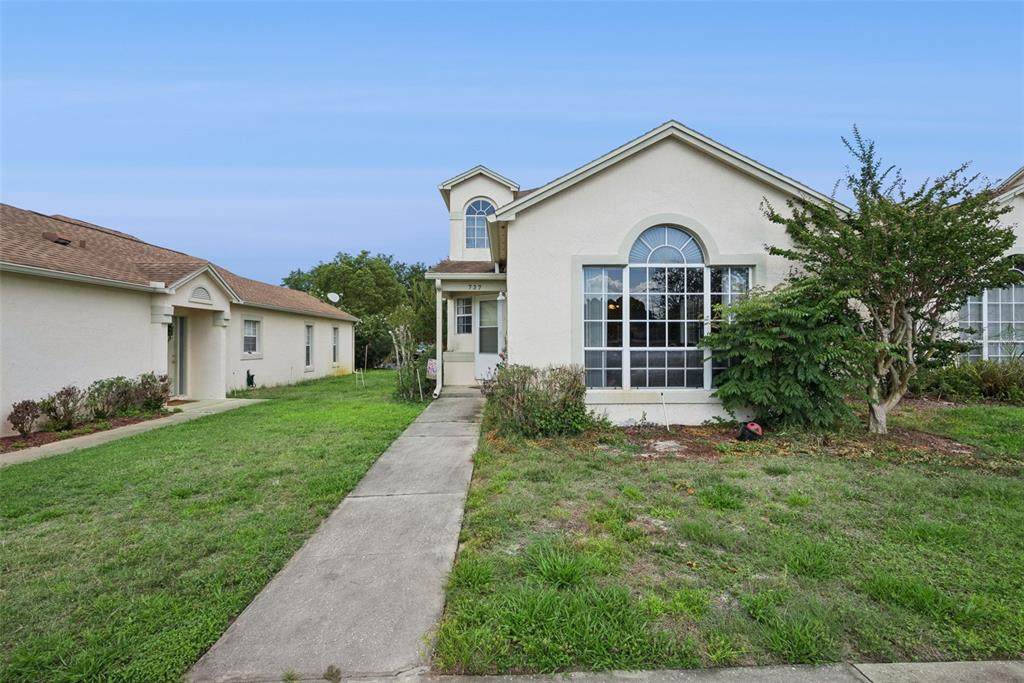 737 Olympic Circle - Photo 1