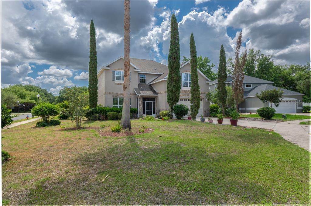 401 Split Oak Court - Photo 1