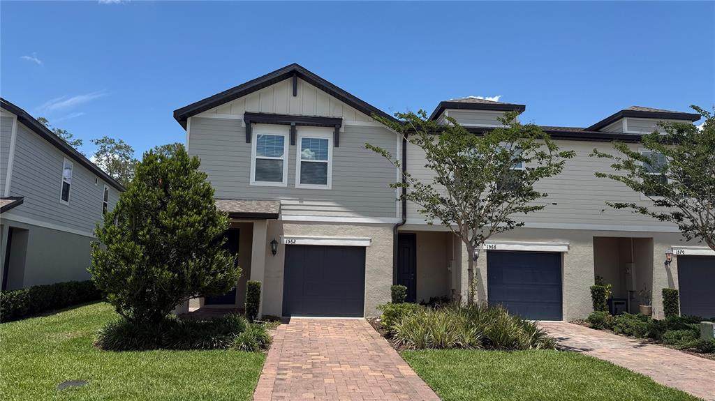 1562 Grand Rue Drive - Photo 1