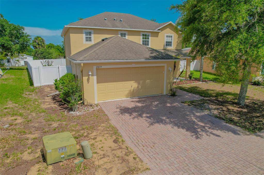 2019 Honeybell Avenue - Photo 1