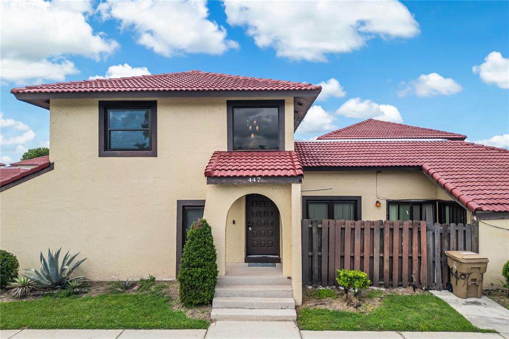 447 Hunter Circle - Photo 1