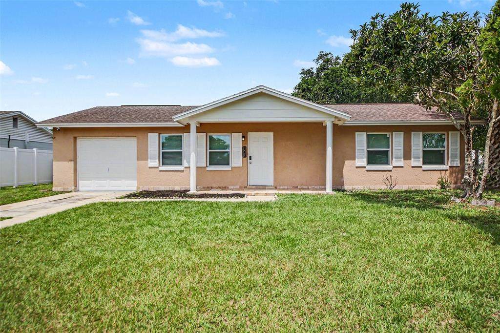 140 Guaymas Drive - Photo 1