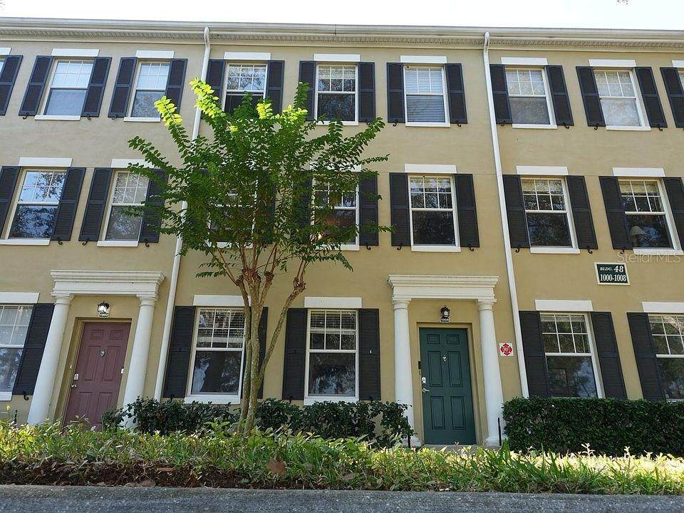 1004 Waterside Drive - Photo 1