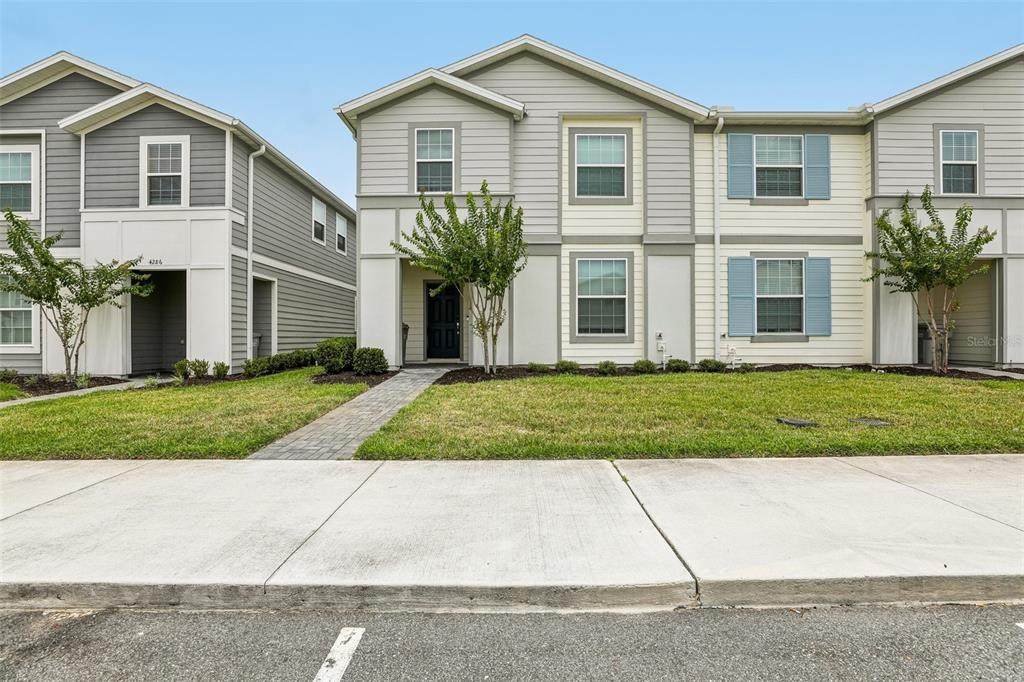 4290 Lana Avenue - Photo 1
