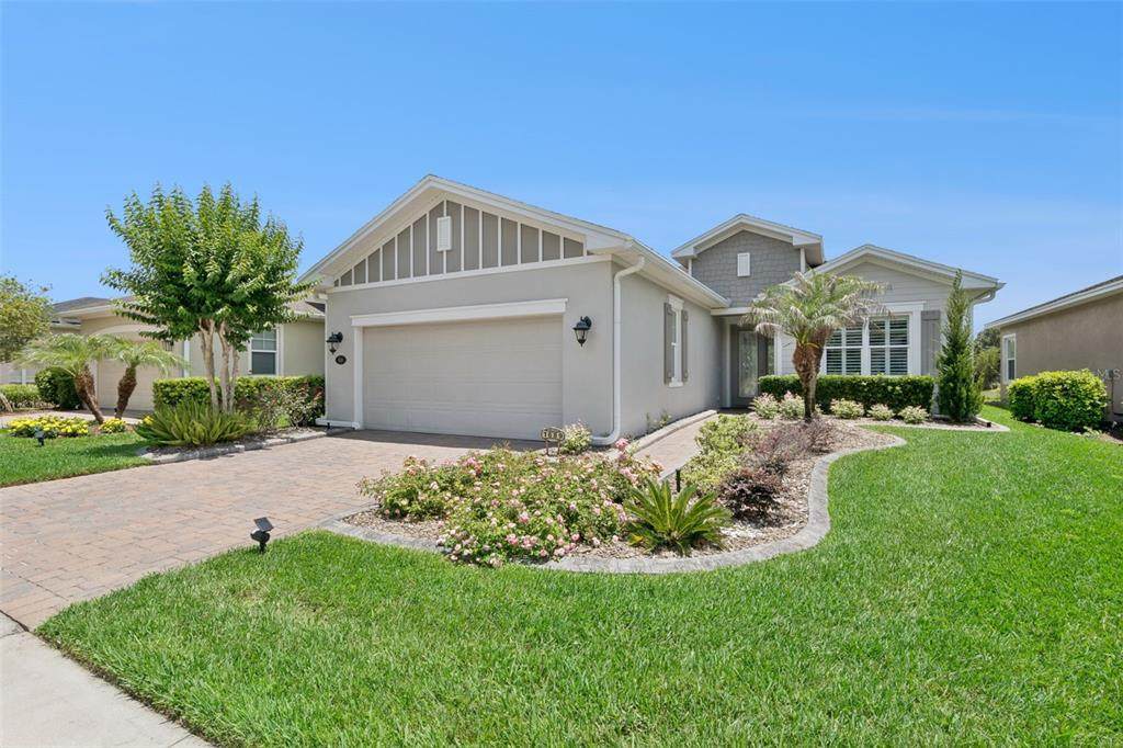 1689 Victoria Gardens Drive - Photo 1