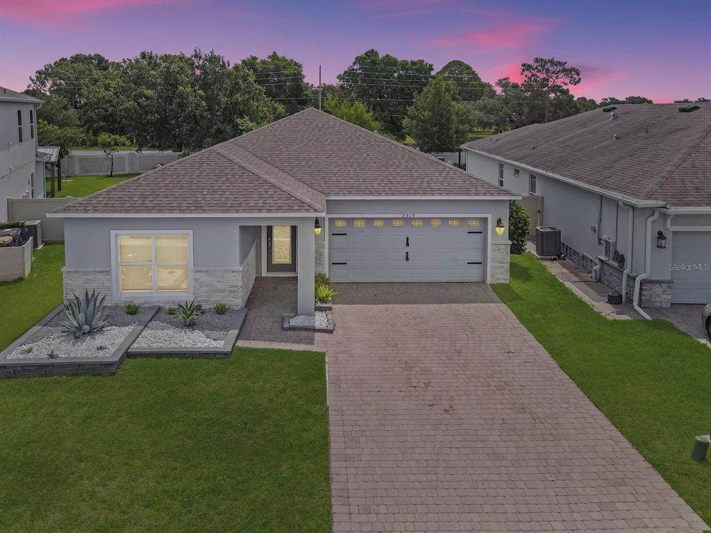 2919 Parkfield Road - Photo 1