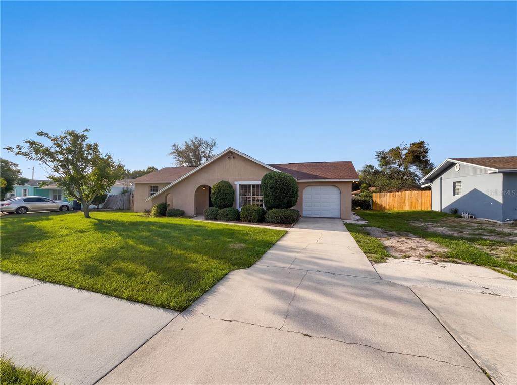880 Fruitland Drive - Photo 1