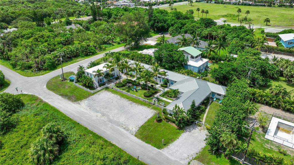 2502 Tamarind Drive - Photo 1