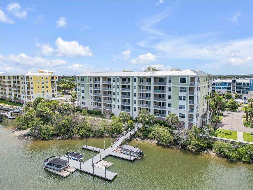 5 Riverwalk Drive - Photo 1