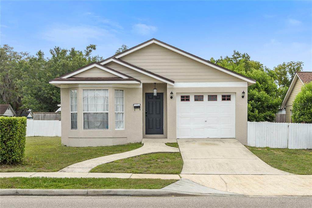 301 Capen Ave - Photo 1