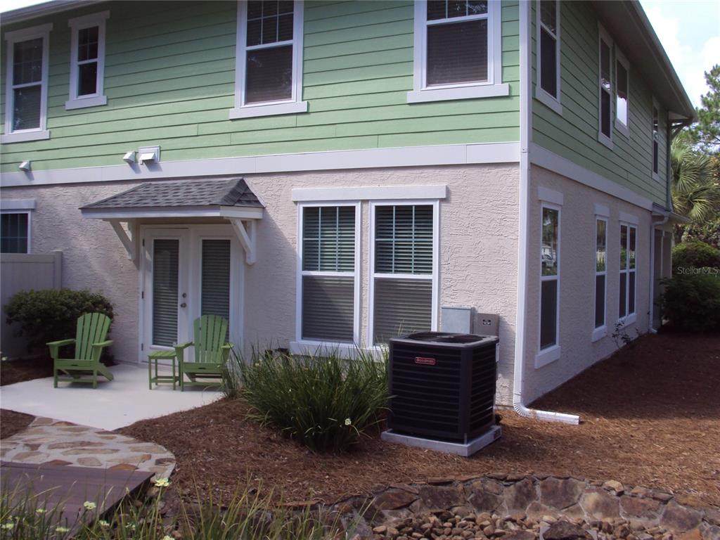 101 Sand Oak Boulevard - Photo 1