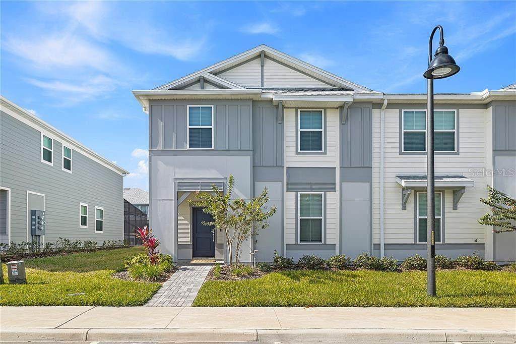 1280 Blue Island Drive - Photo 1