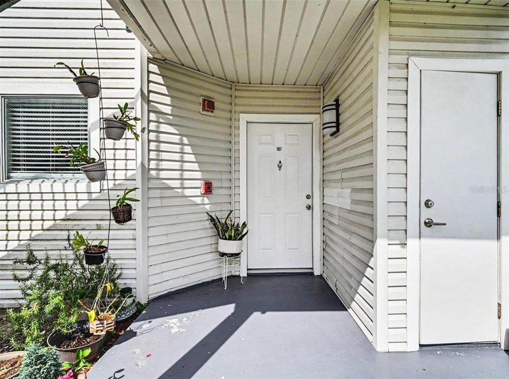 2552 Woodgate Boulevard - Photo 1