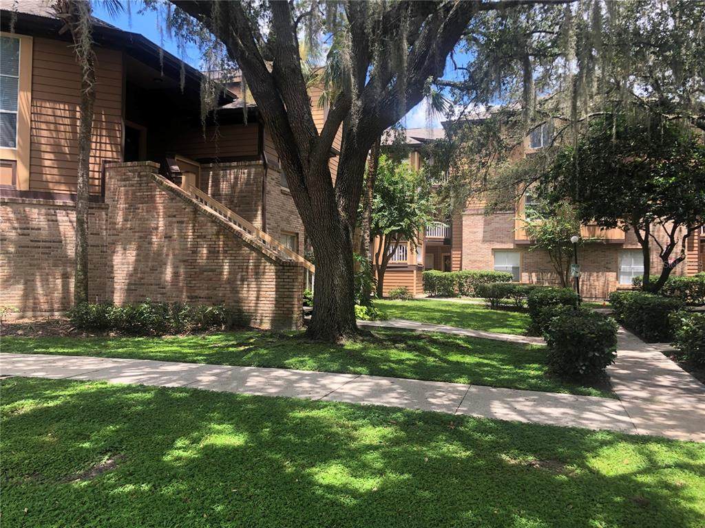 486 Pin Oak Place - Photo 1