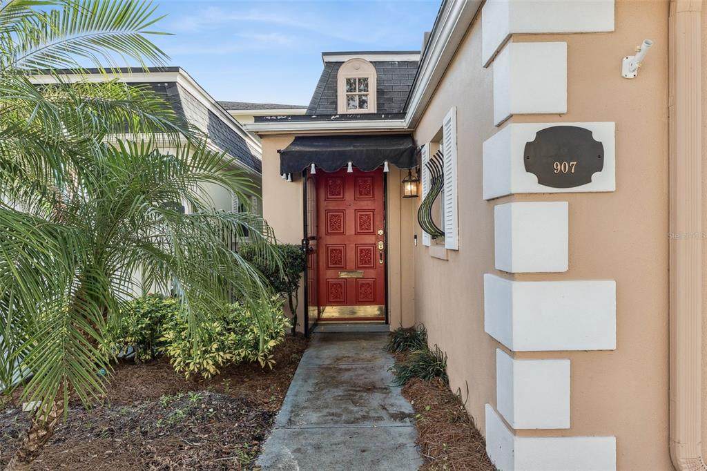 907 Hillary Court - Photo 1