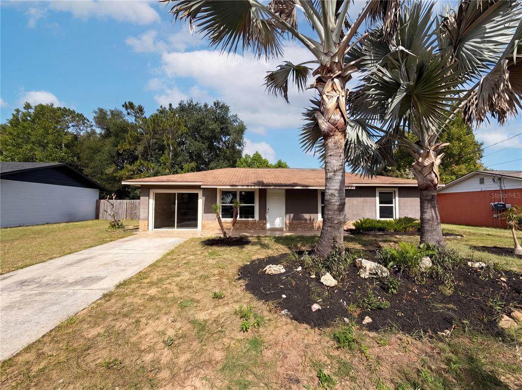 505 Oak Drive - Photo 1