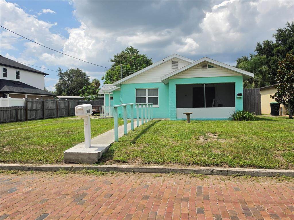 2041 Jewell Avenue - Photo 1