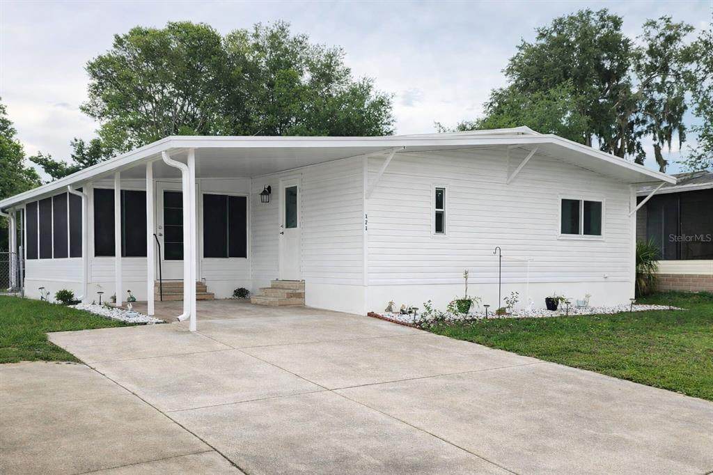 121 Pine Tree Drive - Photo 1