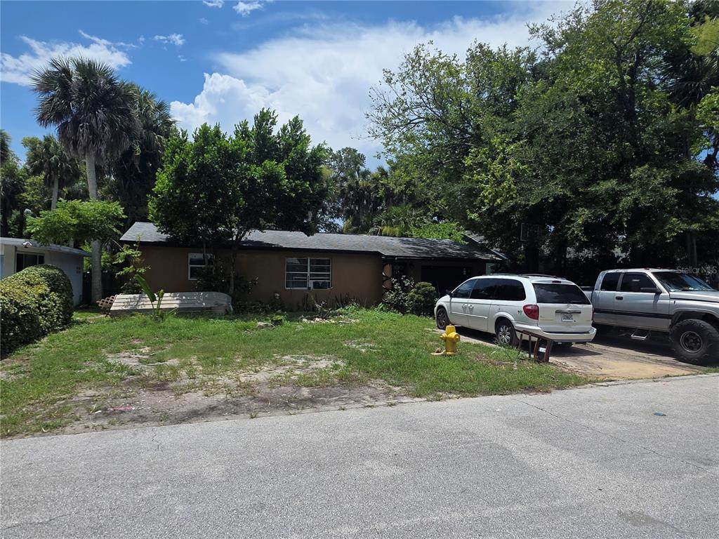 625 Aurora Street - Photo 1
