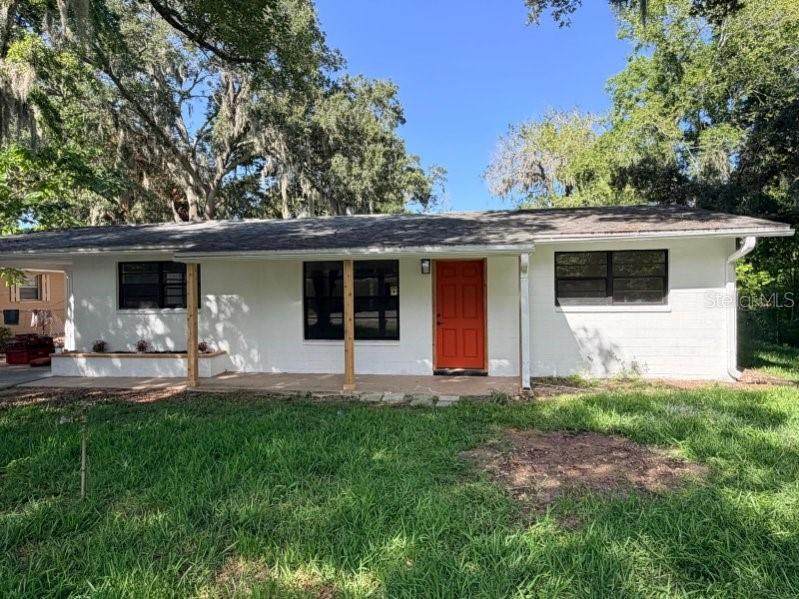 702 Avenue A - Photo 1