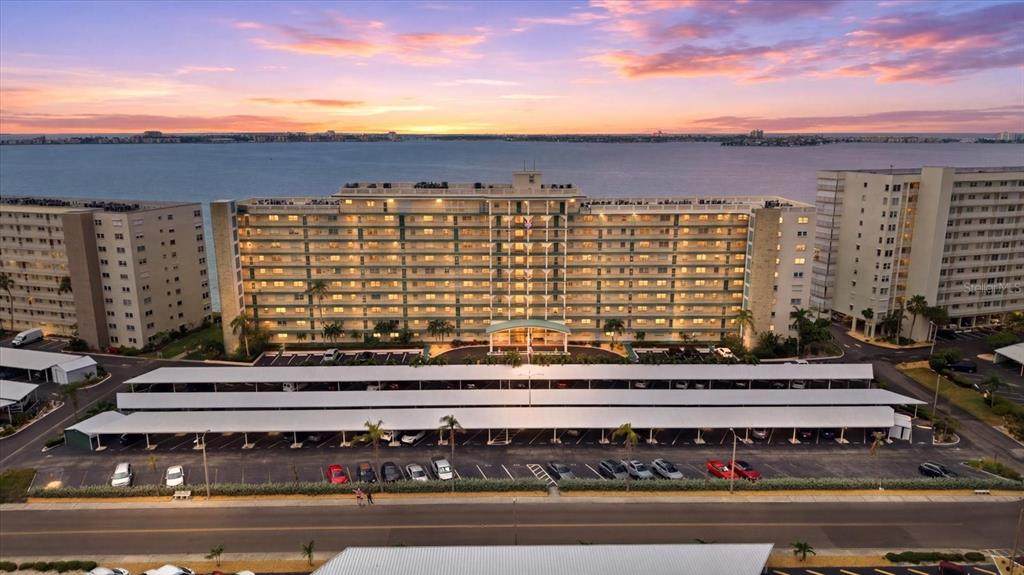 6020 Shore Boulevard - Photo 1