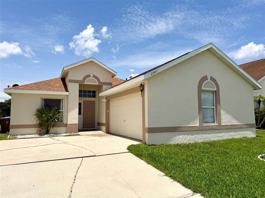2705 Chatham Circle - Photo 1