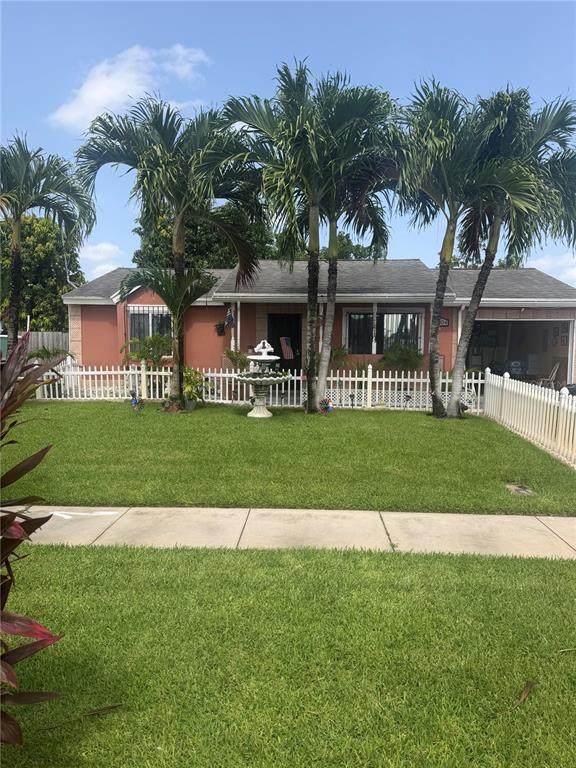 1304 Donwoods Lane - Photo 1