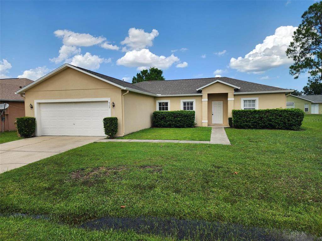 929 Gloucester Court - Photo 1