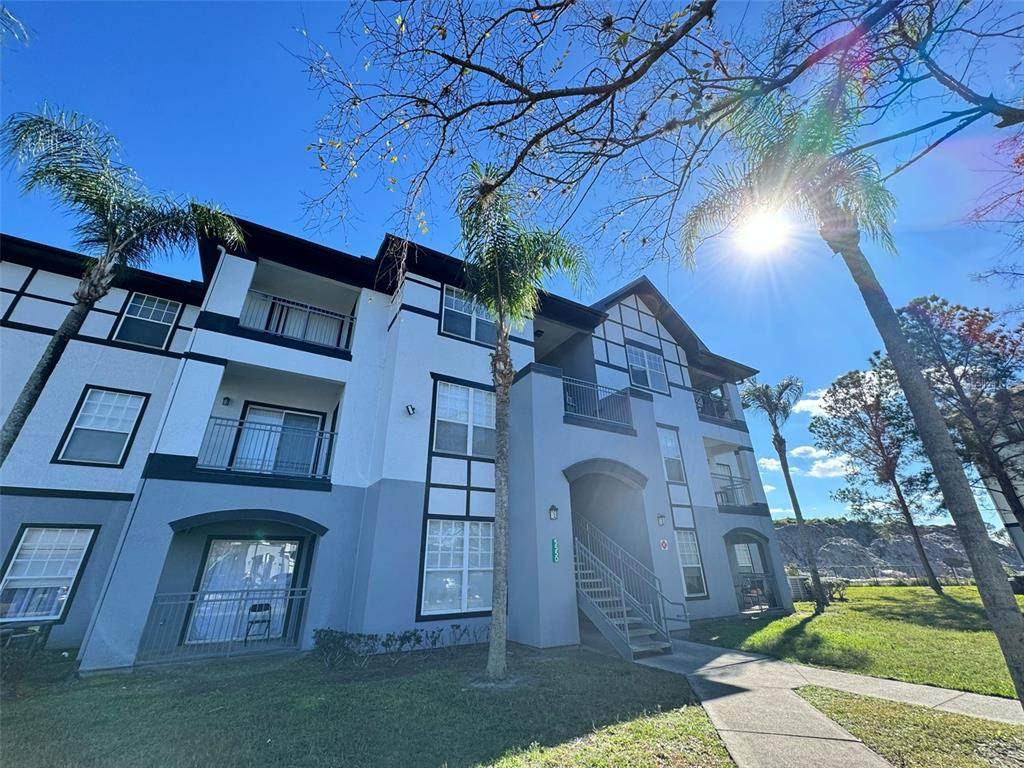 5525 Pga Boulevard - Photo 1