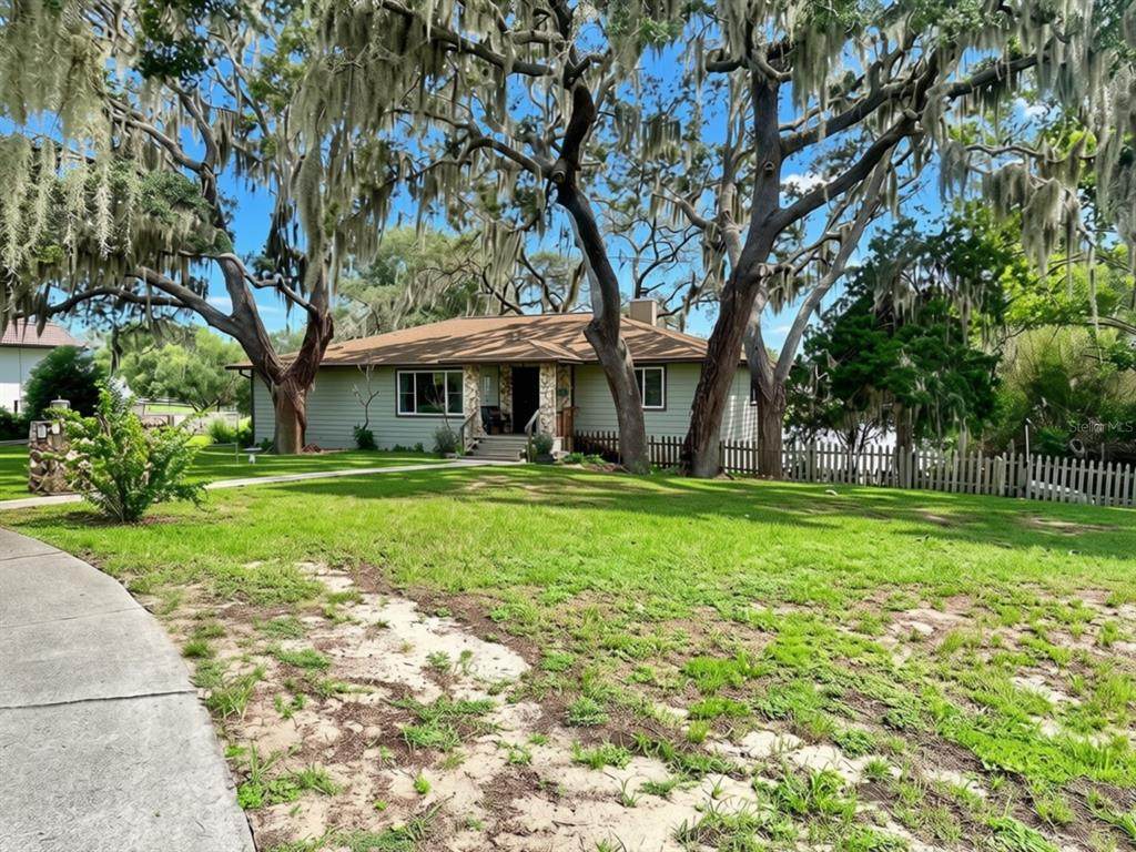 10844 Poinciana Drive - Photo 1