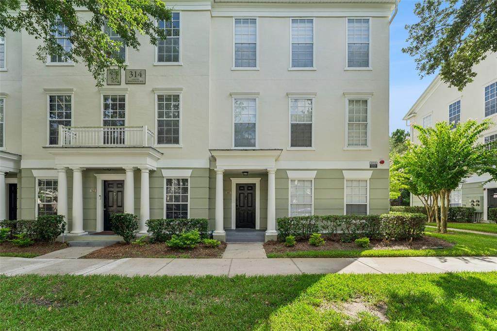 310 Grand Magnolia Avenue - Photo 1