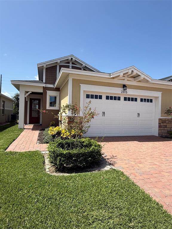 2315 Datura Loop - Photo 1