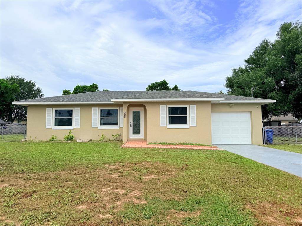 206 20TH Street - Photo 1