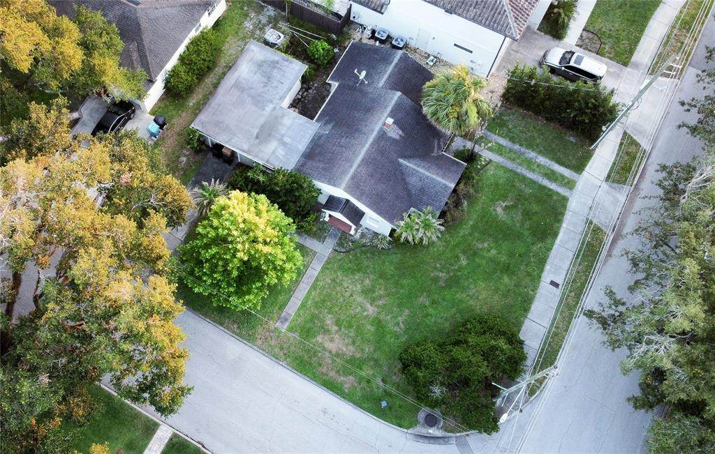 2942 Helen Avenue - Photo 1